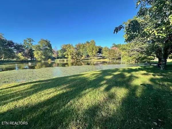 Sparta, TN 38583,5185 Crossville Hwy