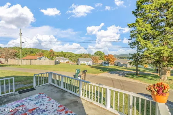 Rutledge, TN 37861,227 Clearview St