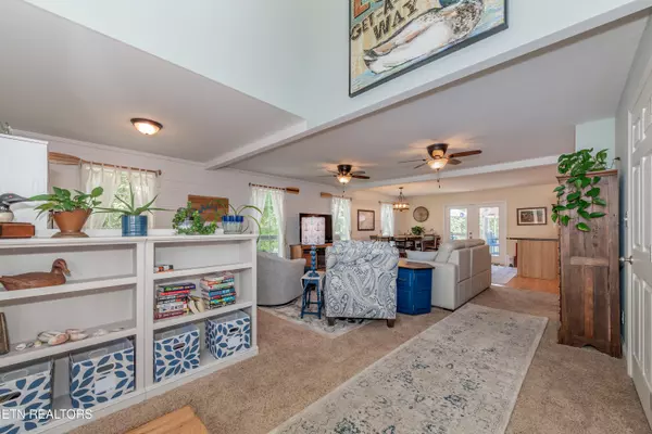 Rockwood, TN 37854,117 Mallard Duck LN