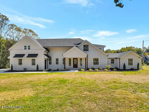 110 Broady LN, Maryville, TN 37803