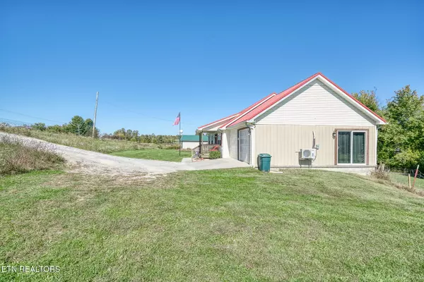 Crossville, TN 38571,8304 US-127