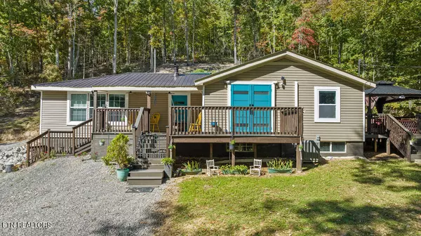 286 Ridge Rd, Maynardville, TN 37807