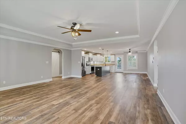 Maryville, TN 37804,3804 Mary Frances DR