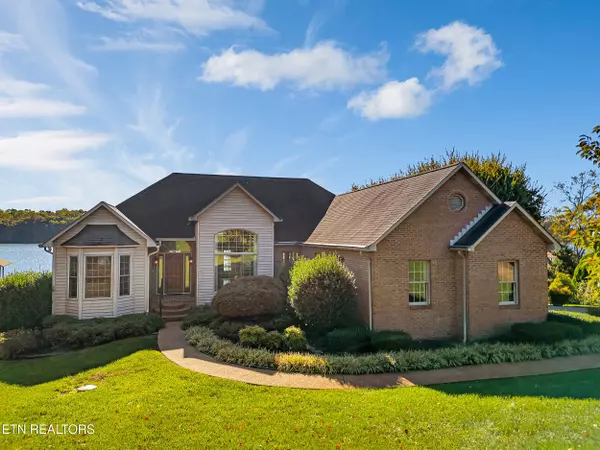 Loudon, TN 37774,143 Saligugi WAY