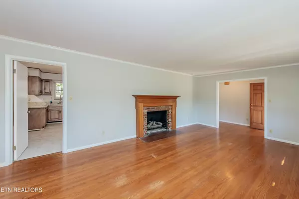 Knoxville, TN 37909,600 Churchill Rd