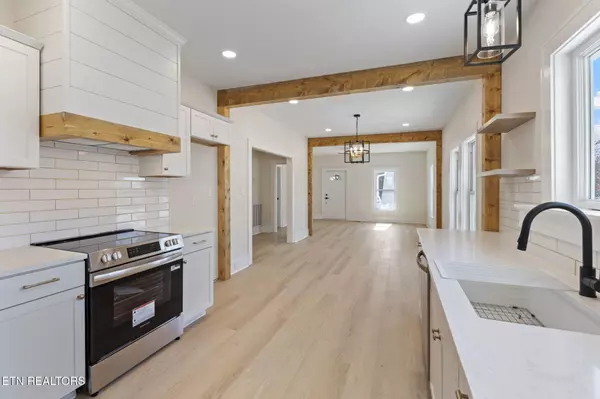 Knoxville, TN 37921,2535 Belmont Heights Ave