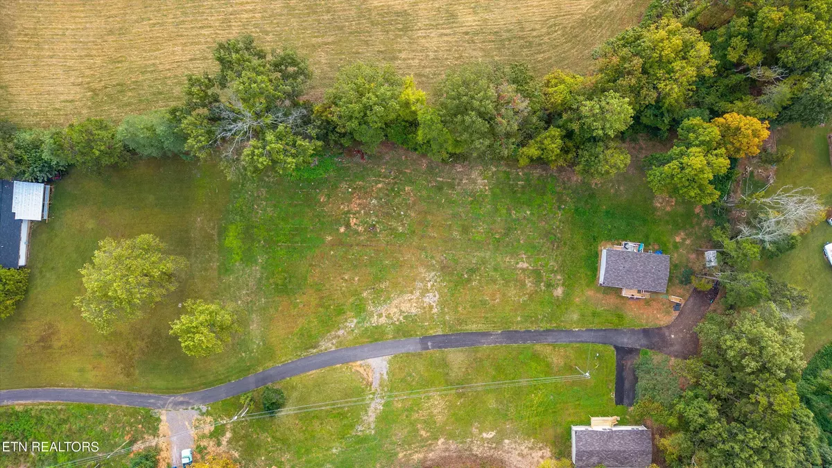 Knoxville, TN 37938,8504 Norris LN