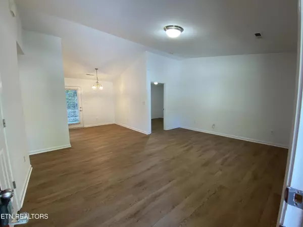 Knoxville, TN 37909,5930 Bearden View LN