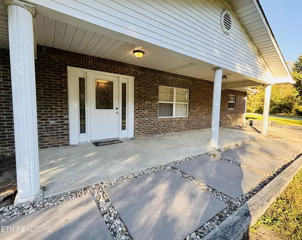 Jamestown, TN 38556,702 Iris Ave