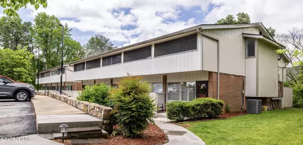 Pigeon Forge, TN 37863,2806 Suncrest Rd #6