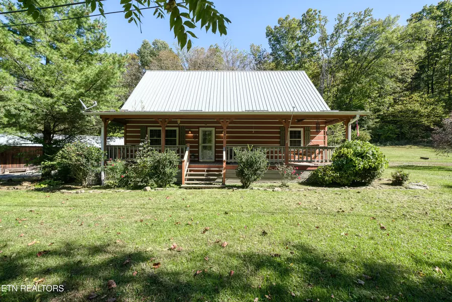 1292 Columbia Hill Rd, Monterey, TN 38574