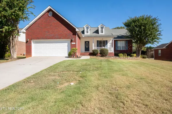 711 Kiefer LN, Maryville, TN 37804