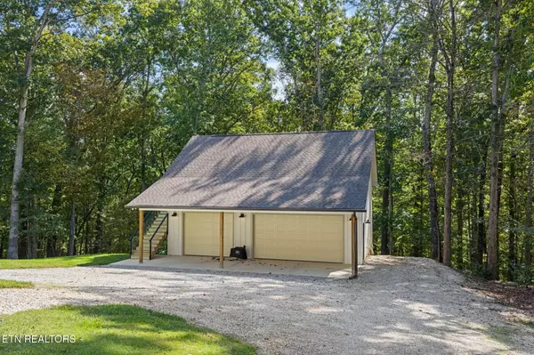 Norris, TN 37828,124 Butternut DR