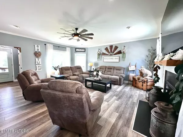 Silver Point, TN 38582,368 Blackberry Hill Rd