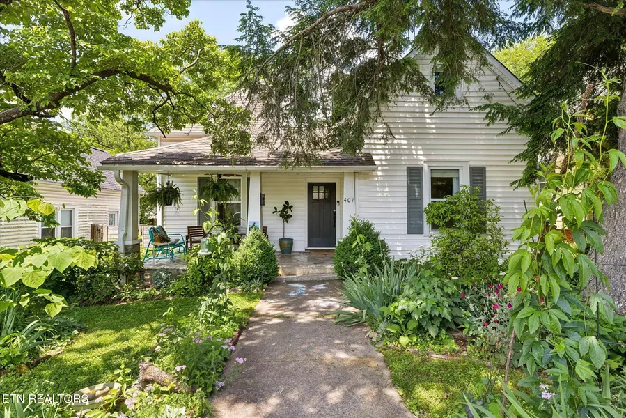 407 Oak Hill Ave, Knoxville, TN 37917