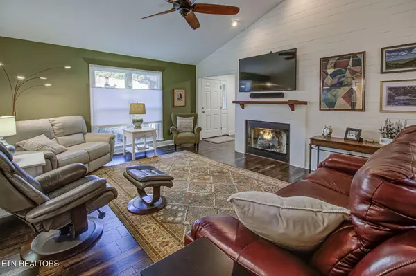 Loudon, TN 37774,203 Kawga LN