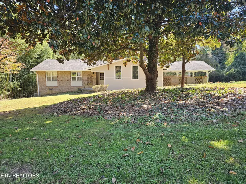 899 Outer DR, Oak Ridge, TN 37830