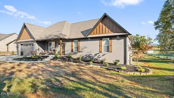 Maryville, TN 37803,411 Peterson LN