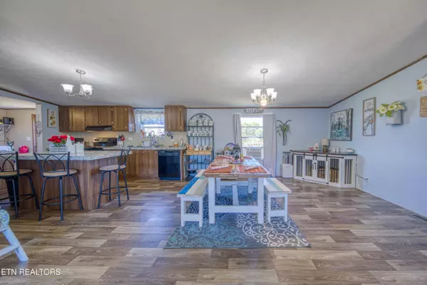 Sweetwater, TN 37874,221 Woodby Fridley Rd