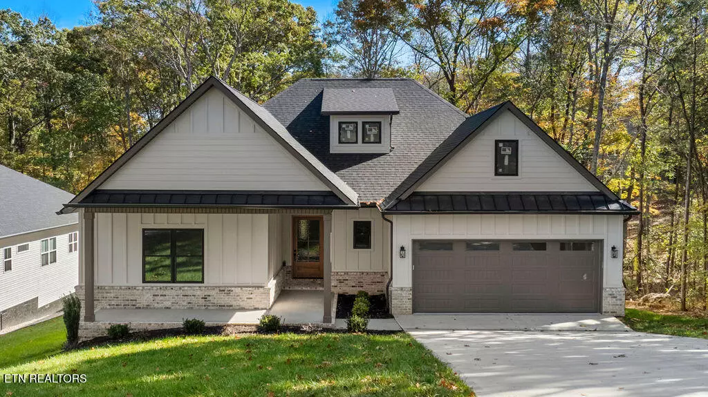 312 Nuhya LN, Loudon, TN 37774