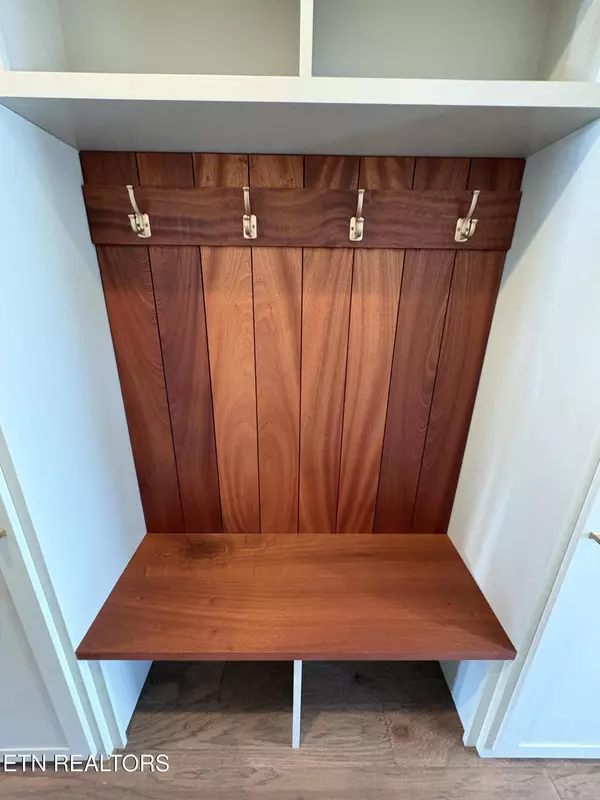 Oak Ridge, TN 37830,109 Chaseberry Rd