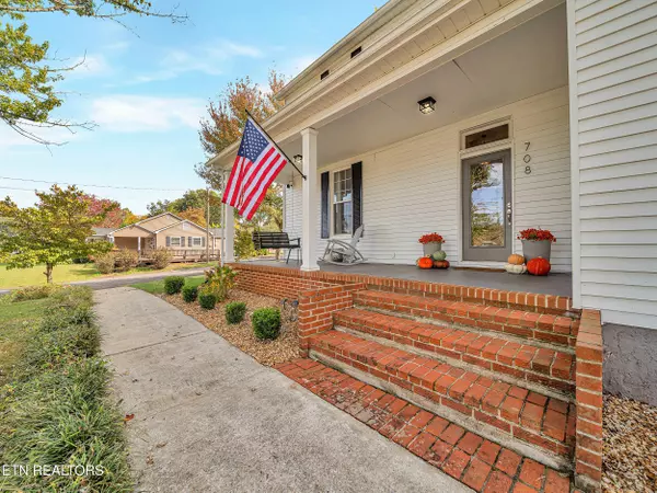 Sweetwater, TN 37874,708 Sweetwater Vonore Rd