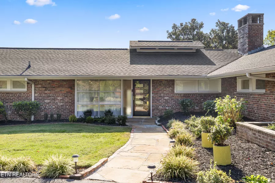 3515 Blow DR, Knoxville, TN 37920