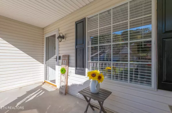 Knoxville, TN 37932,10101 Bellflower WAY #11