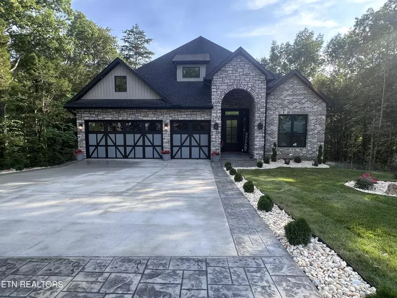 104 Noya LN, Loudon, TN 37774