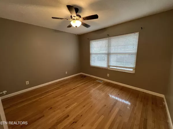 Maryville, TN 37803,2805 Big Bend DR