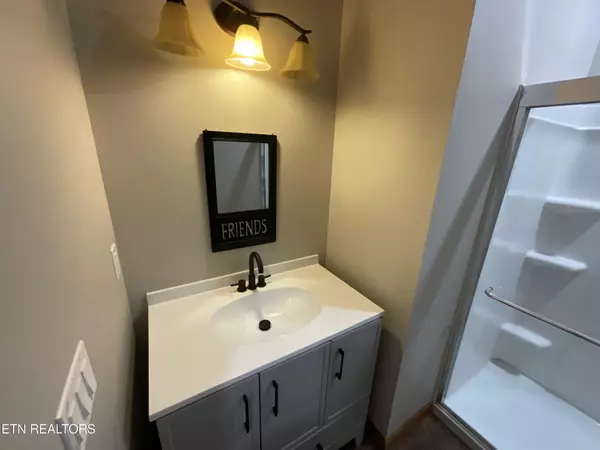 Rockwood, TN 37854,246 Burkemill Rd