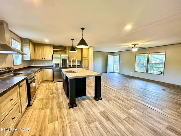 Dandridge, TN 37725,343 Bungalow DR