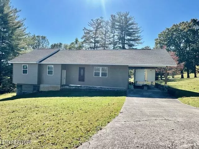 181 Gloria DR, Tazewell, TN 37879