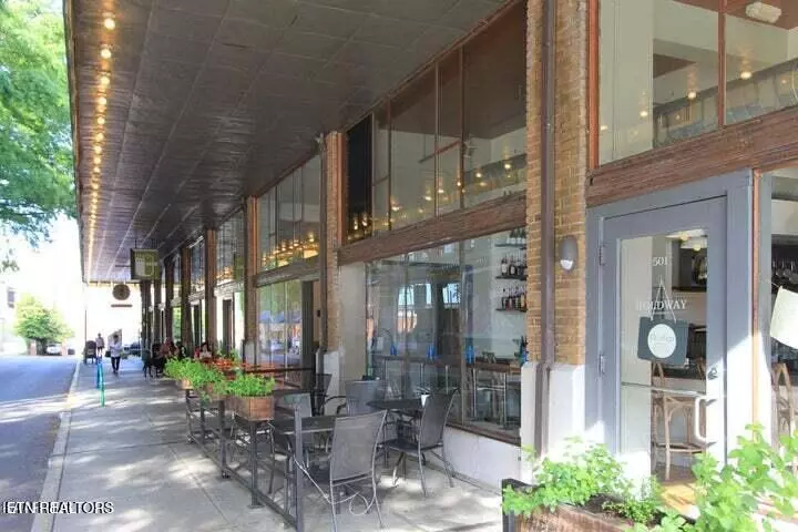 Knoxville, TN 37902,505 Union Ave #112