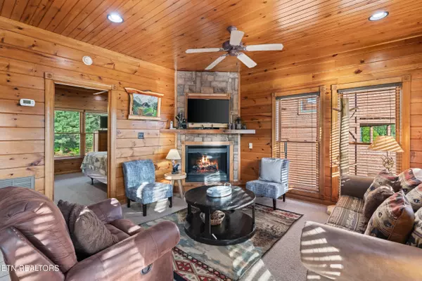 Gatlinburg, TN 37738,820 Great Smoky WAY