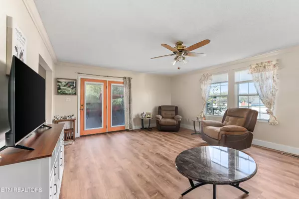 Clinton, TN 37716,218 Christin DR
