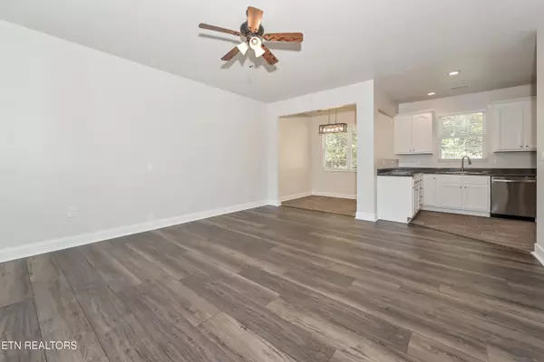 Knoxville, TN 37920,7207 Remagen LN