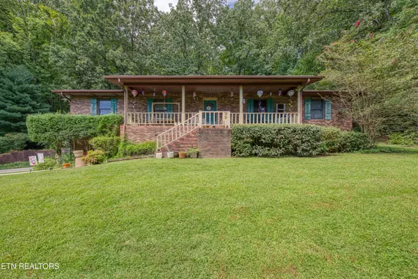 130 Brentwood CIR, Oliver Springs, TN 37840