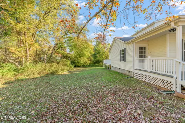 Knoxville, TN 37932,1728 Delmonte WAY