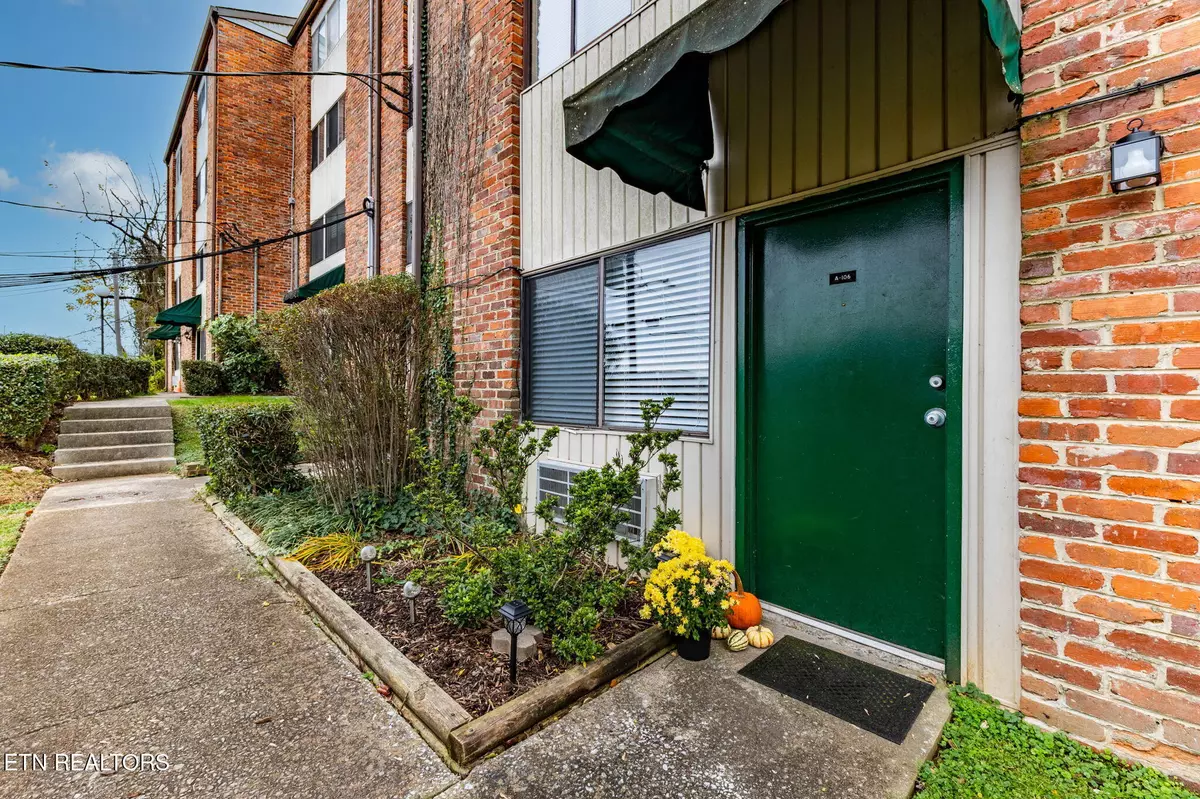 Knoxville, TN 37919,2718 Painter Ave #A106