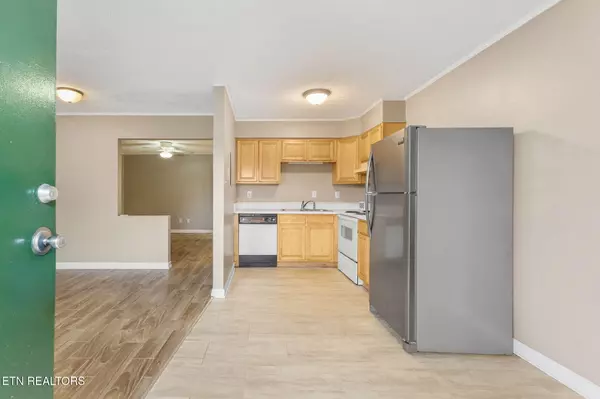 Knoxville, TN 37919,2718 Painter Ave #A106