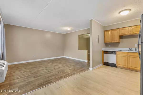 Knoxville, TN 37919,2718 Painter Ave #A106