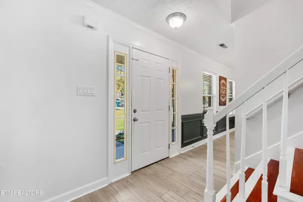 Powell, TN 37849,8223 Jack Russell CT