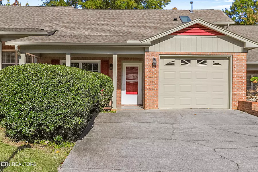 1958 Locarno DR, Knoxville, TN 37914