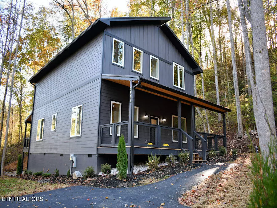 Sevierville, TN 37862,2825 Whisper Creek LN