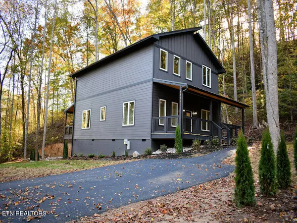 Sevierville, TN 37862,2825 Whisper Creek LN