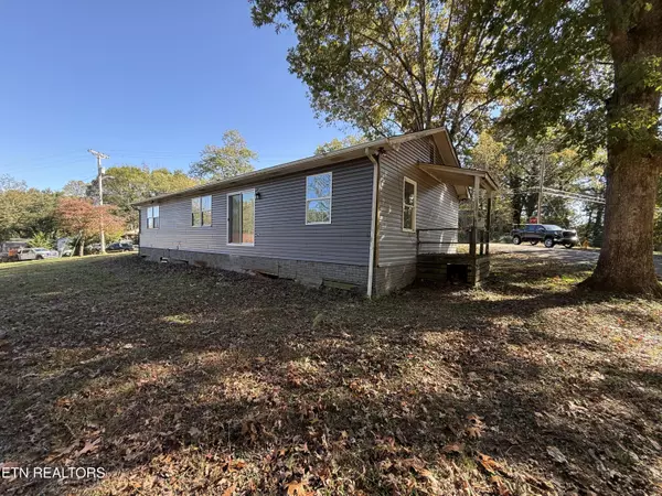 Oak Ridge, TN 37830,100 Walker LN