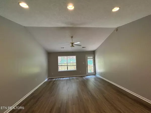 Knoxville, TN 37921,5240 Avery Woods LN