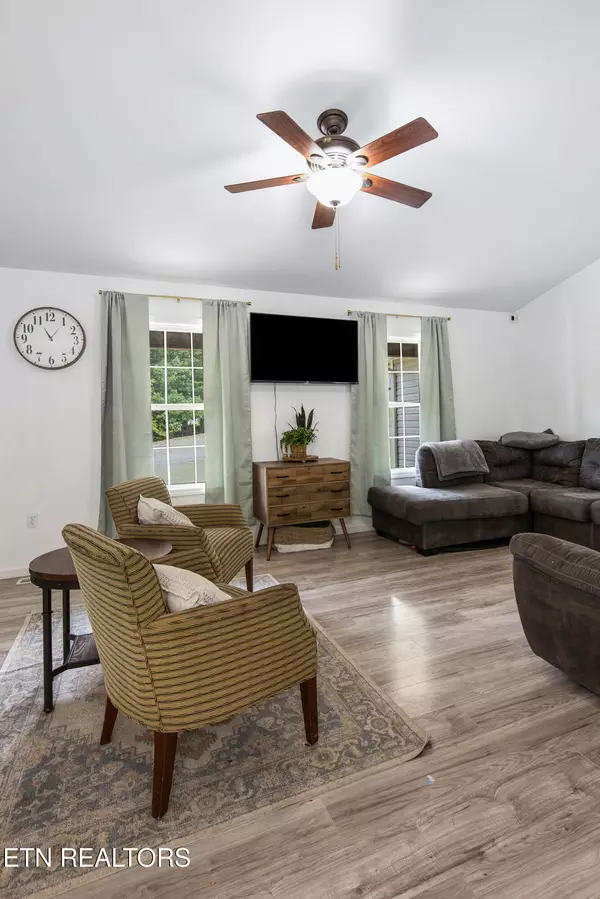 Oneida, TN 37841,582 Chance Private DR