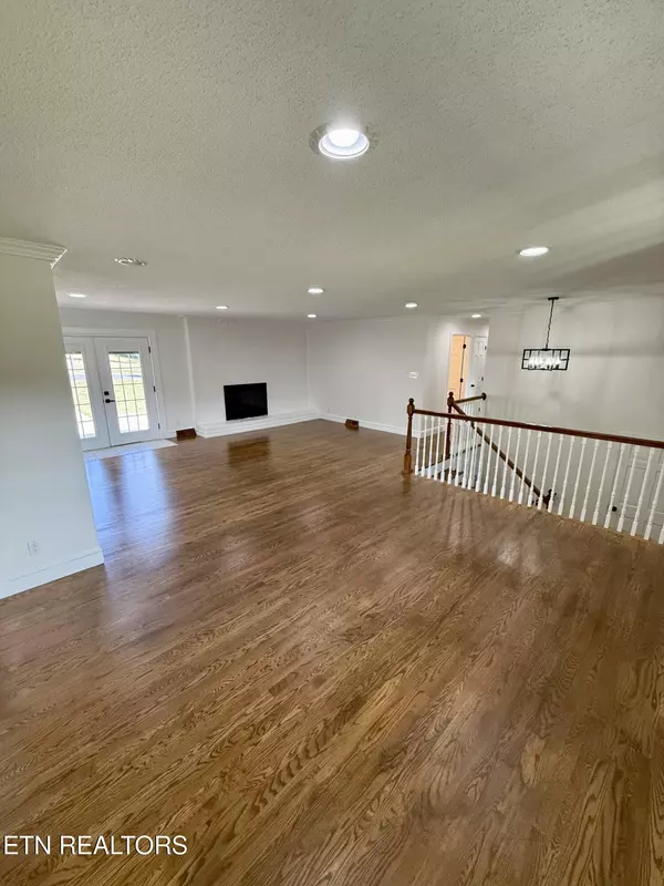 Knoxville, TN 37914,2112 Spring Hill Rd